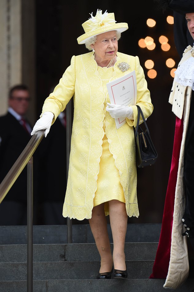 האם לאליזבת' בכלל היה אכפת מהלבוש של קמרון? לא בטוח (צילום: גטי אימג'ס)