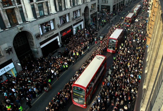 אירוע ההשקה ברחוב אוקספורד בלונדון בשבוע שעבר (צילום: יח"צ)