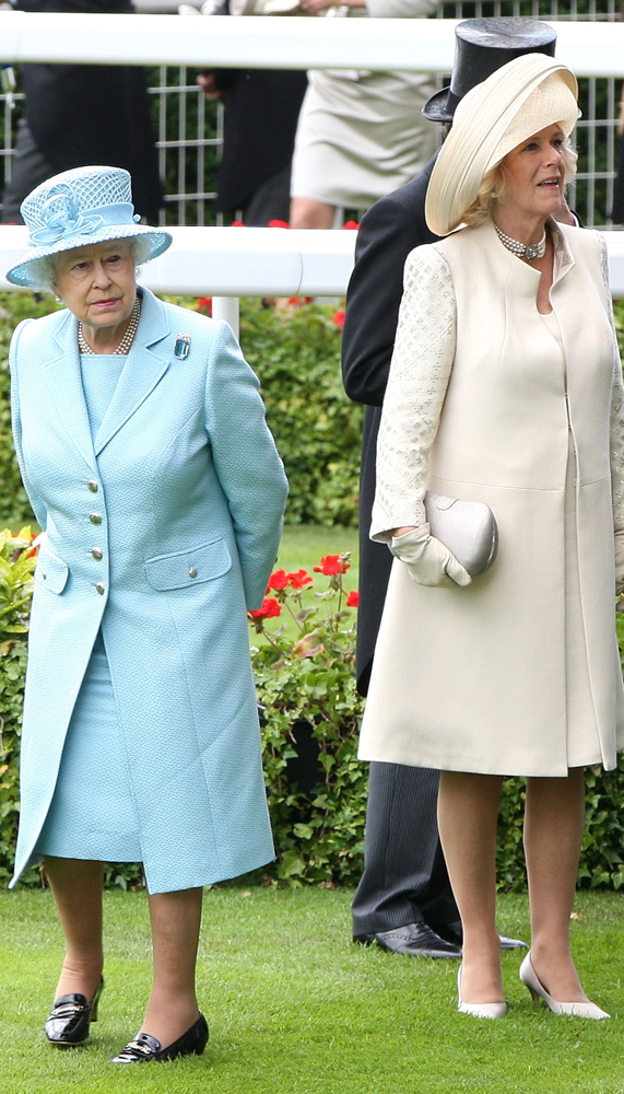 המלכה וקמילה | שמרו על איפוק | צילום: גטי אימג'ס