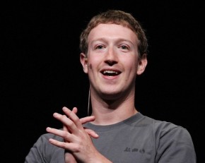 לבושים להצלחה: ג'ינס וטי שירט או חליפה?