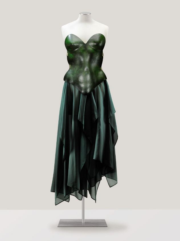 שמלת שריון של מוגלר (צילום: סותביס)