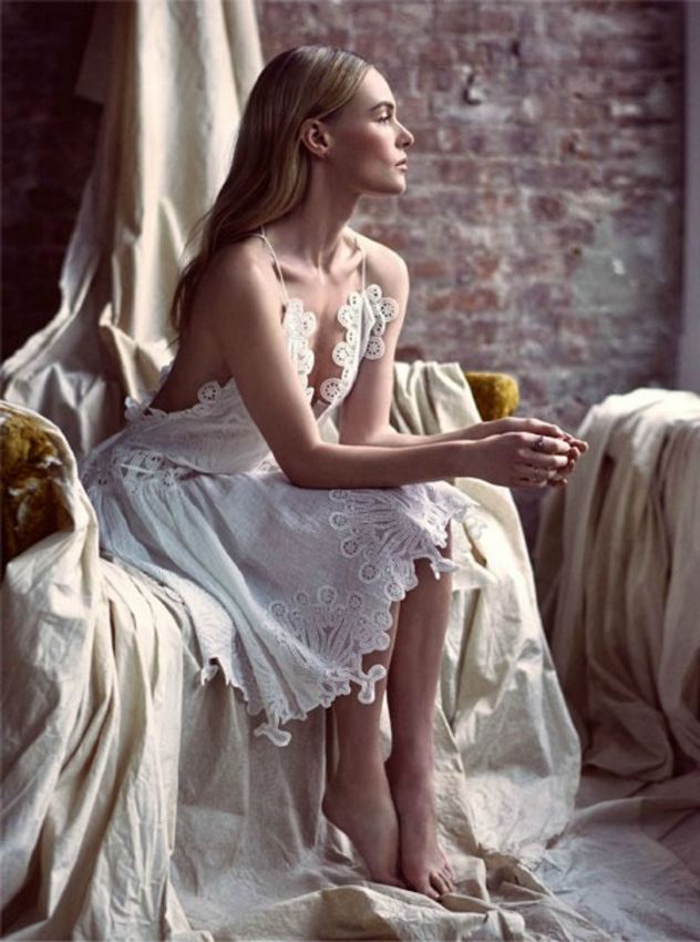 קייט בוסוורת' בשמלה של קלואה מתוך הפקה של מגזין The Edit (צילום:The Edit)