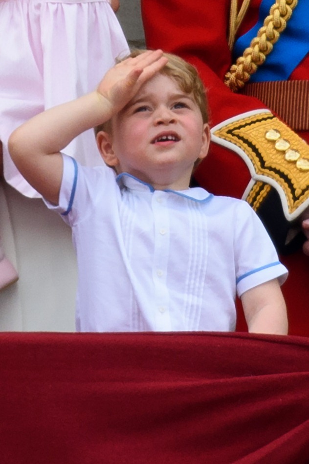 הנסיך ג'ורג' שוב לובש לוק אנגלי וינטאג'י (צילום: גטי אימג'ס)