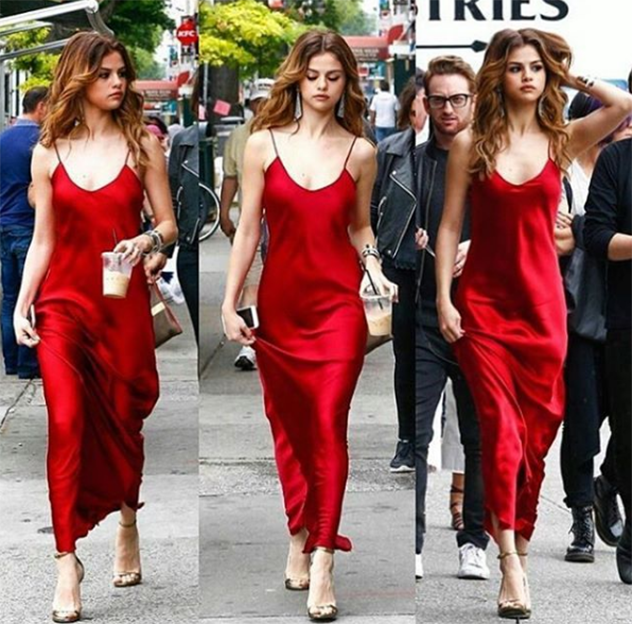 סלינה גומז גם היא לבשה את השמלה של לוטן רק באדום (צילום: אינסטגרם)