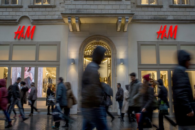 H&M. שוב נקלעת לסיפורי מפעלים נצלניים (צילום: גטי אימג'ס)
