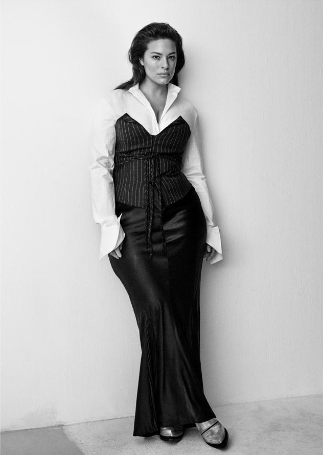 אשלי גרהאם, הפנים של קולקציית H&M סטודיו. רוב הנשים האמריקאיות הן יותר דומות לה מאשר לקנדל ג'נר (צילום: H&M)