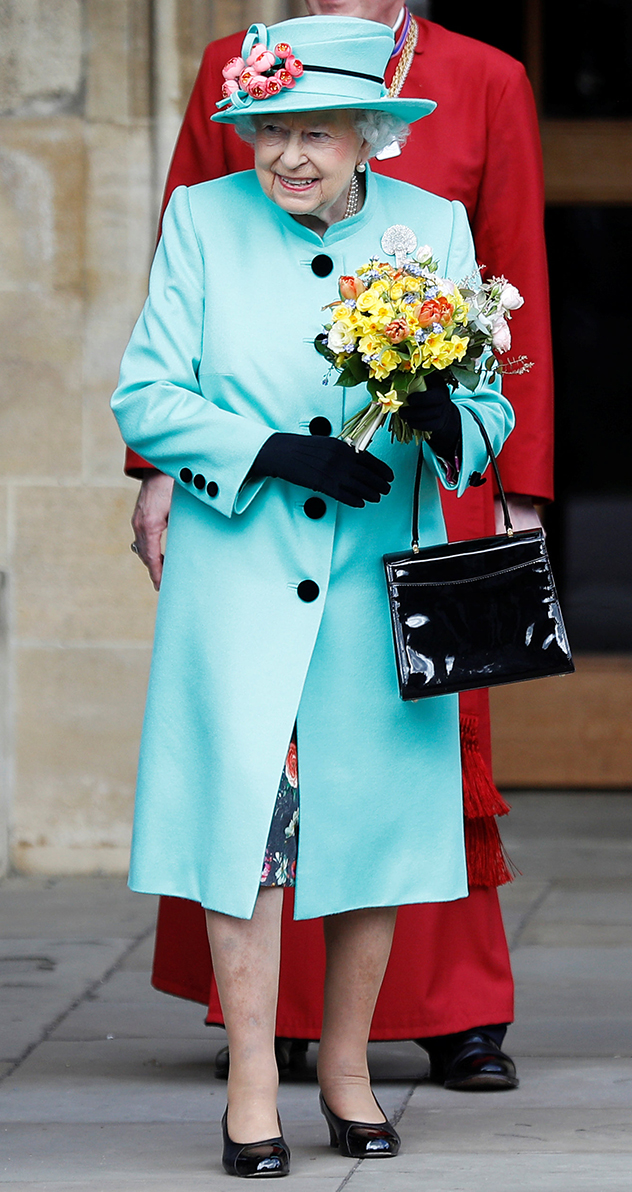 המלכה אליזבת' גנבה את ההצגה על הצבע (צילום:  Peter Nicholls גטי אימג'ס)