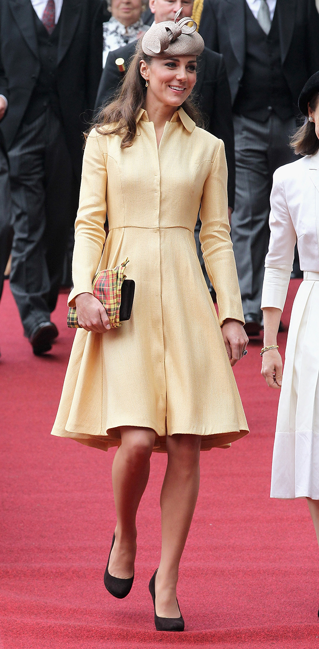 עוד יום, עוד קייט בשמלת מעיל של וויקסטד (צילום: Chris Jackson/Getty Images)
