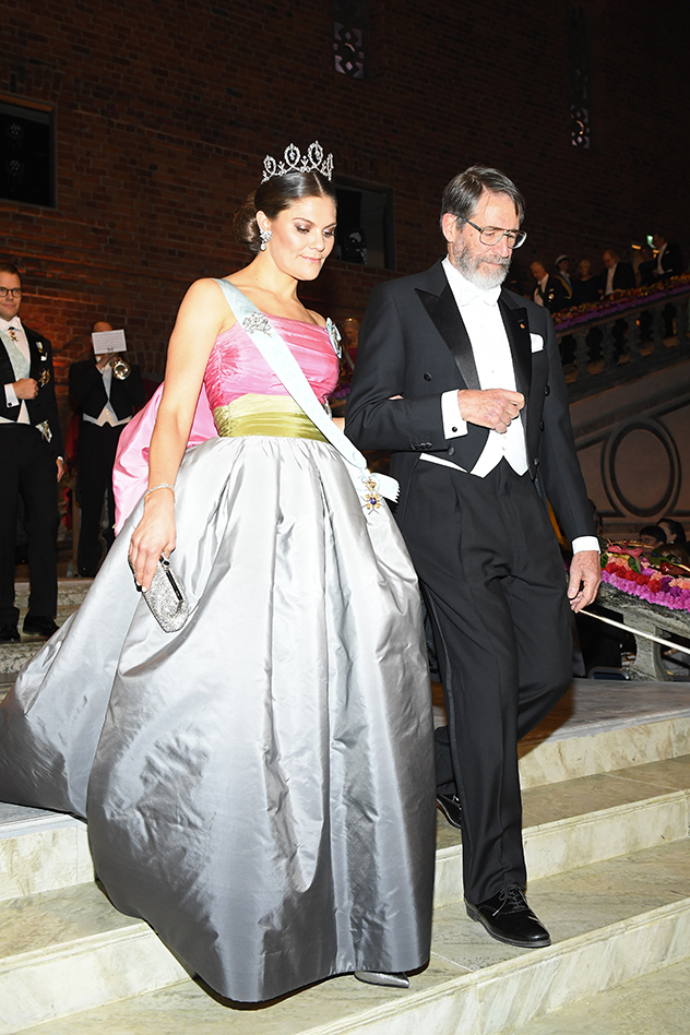 ככה, בקטנה. הנסיכה ויקטוריה, אתמול, בטקס פרס נובל (צילום: Pascal Le Segretain/Getty Images) 