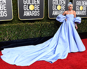 גלובוס הזהב: ג'וליה רוברטס במכנסיים, ליידי גאגא בשיער כחול