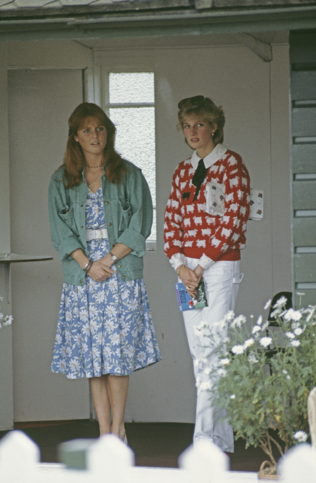 דיאנה ואחד הסוודרים הכי אייקונים שלה (צילום: Archive/Getty Images)