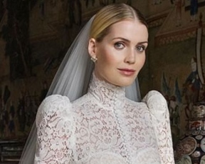חתונה מלכותית: אחייניתה של הנסיכה דיאנה נישאה בחמש שמלות מטורפות