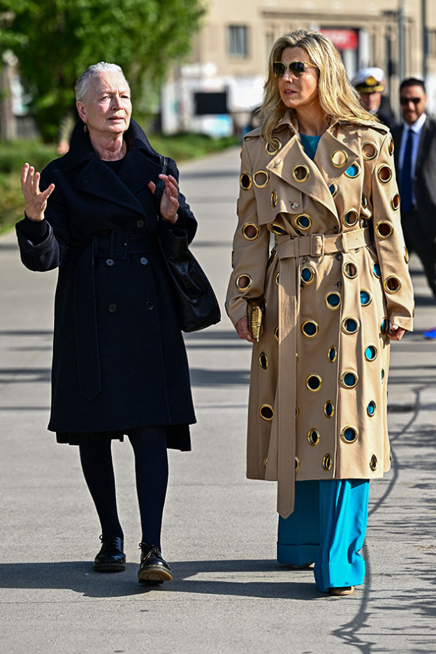 המלכה מקסימה והמעיל הבלתי נשכח (צילום: גטי אימג'ס)