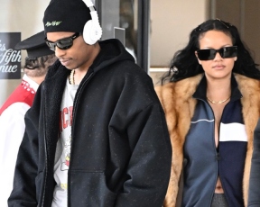 מי אם לא: ריהאנה בחרה נעליים מטורפות ללוק מטורף