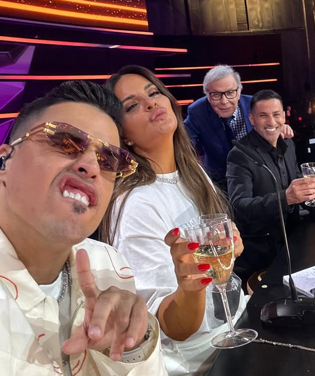 לחיי לילות של שינה רציפה (צילום: אינסטגרם, ofiraasayag)