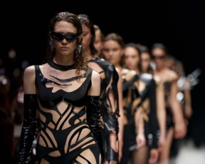 "בועה של נורמליות": שבוע האופנה חוזר לתל אביב