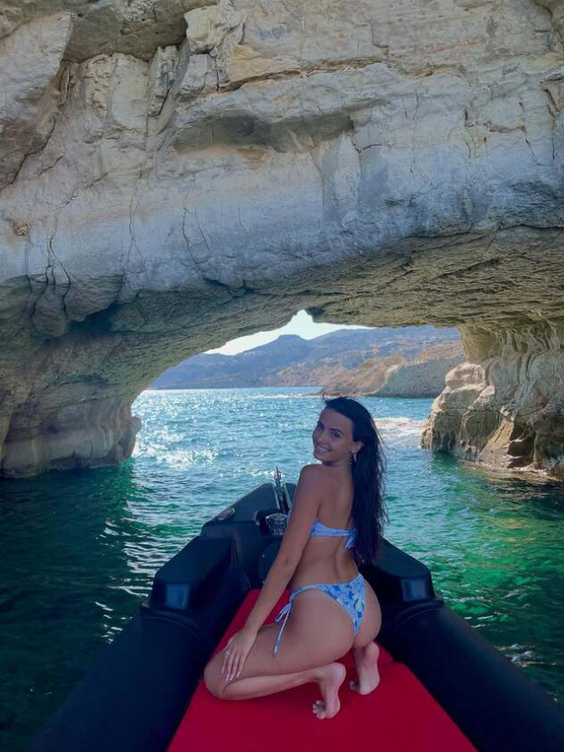 כל כך ברור שיפתח הוא אינסטגרם האזבנד (צילום: KIM OR AZULAY ZIV אינסטגרם)