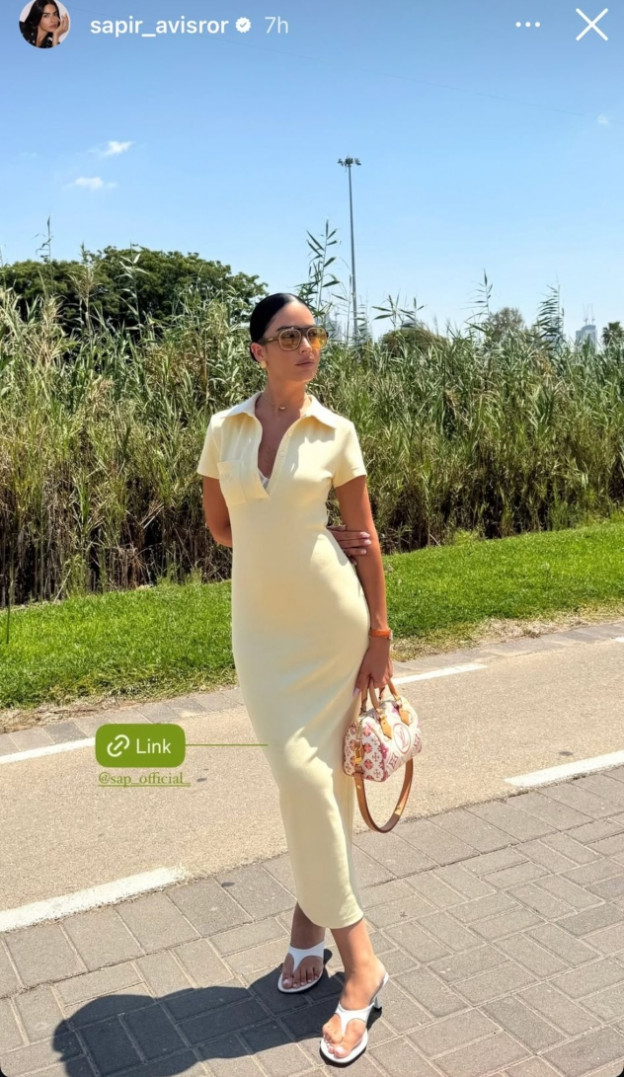 ונעבור לשמלה הטרנדית הבאה - צהוב חמאה   (צילום: SAPIR AVISROR אינסטגרם)