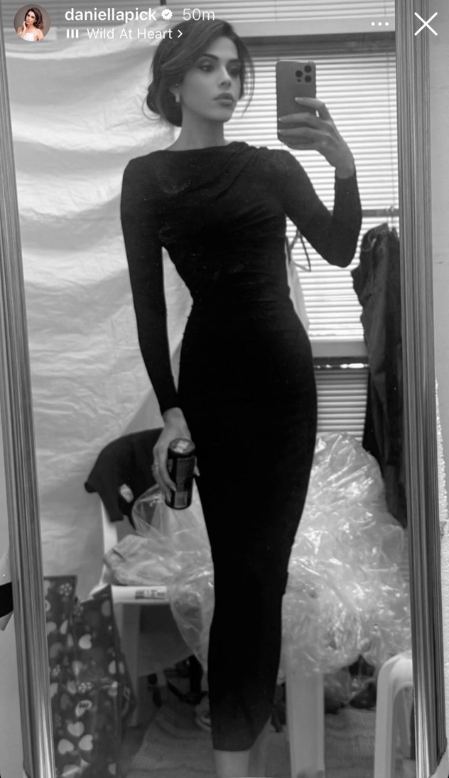 עוד שמלה שחורה (צילום: אינסטגרם, daniellapick)