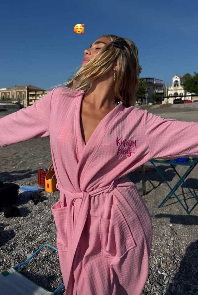 מגיע לה להנות (צילום: אינסטגרם, maya.keyy)