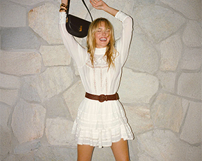 מצאנו חולצה מושלמת לחג ואת התיק שכולם מדברים עליו