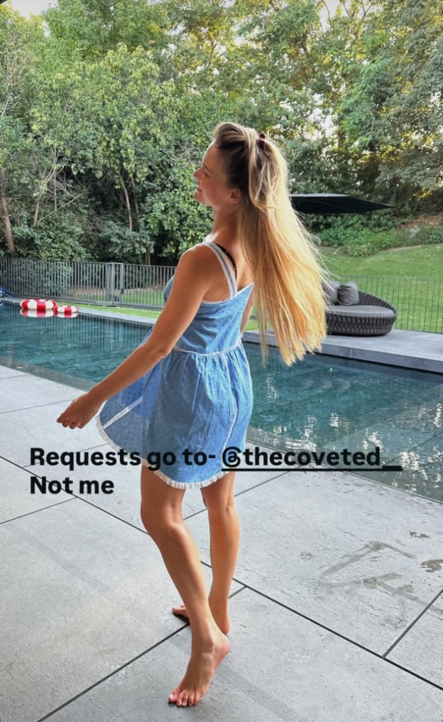 כרגע אין כתמים של שוקלד עליה (צילום: אינסטגרם Bar Refaeli)