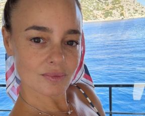 25 שנה אחרי הקמפיין הנודע: עפנו על בגד הים של יעל בר זוהר