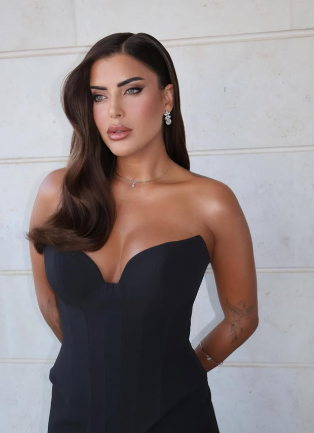 ספיר בורגיל בשמלת ערב שחורה (צילום: Sapir Borgil | ספיר בורגיל אינסטגרם)