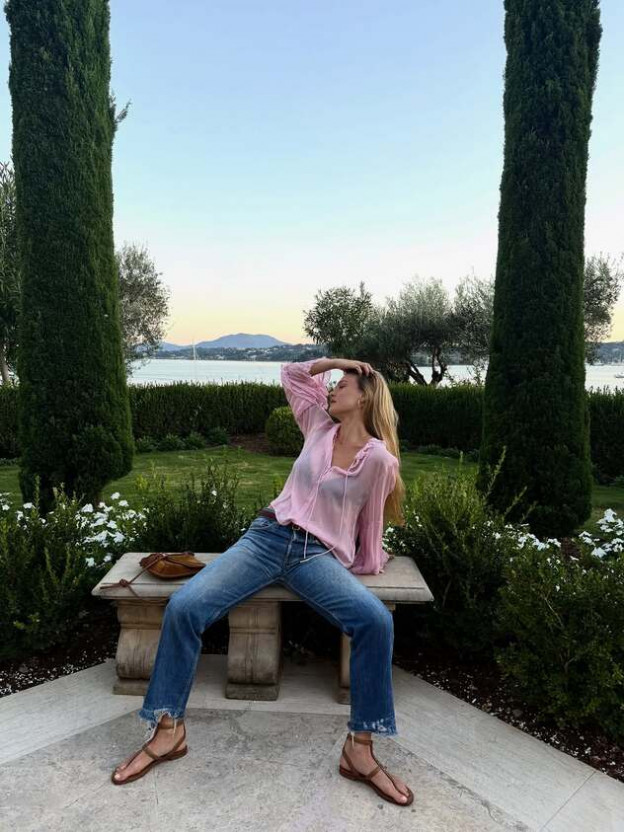 הלוק הכי קול שיש (צילום: Bar Refaeli אינסטגרם)