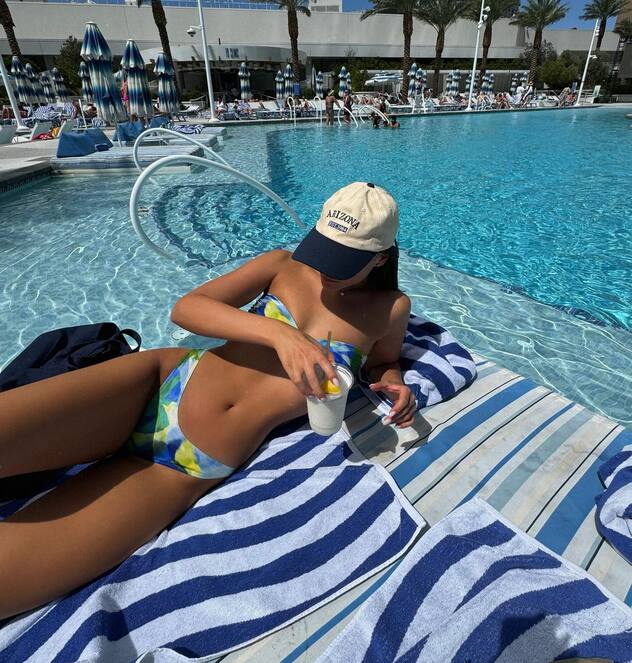 ביקיני של דה רוקוקו (צילום: אינסטגרם, agam__buhbut)