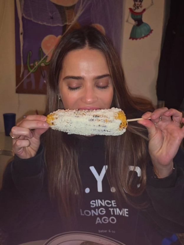 קואוזי ונוח בקפה הוואנה (צילום: Rotem Sela אינסטגרם)