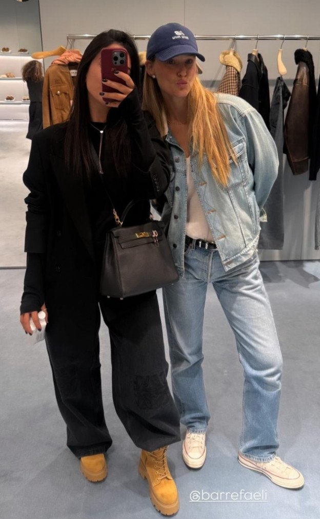 בסוף הכי יפה זה ג'ינס ואולסטאר (צילום: אינסטגרם Bar Refaeli)