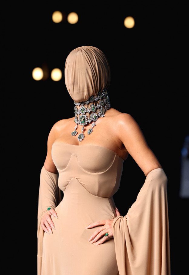 לא יכולה לשתות, לאכול או בכללי לראות משהו כמו שצריך: Amy Sussman לגטי אימג'ס)