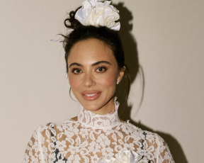 חליפת יום הולדת: אתי קובו חגגה 36 בחולצה ומכנסיים שקופים