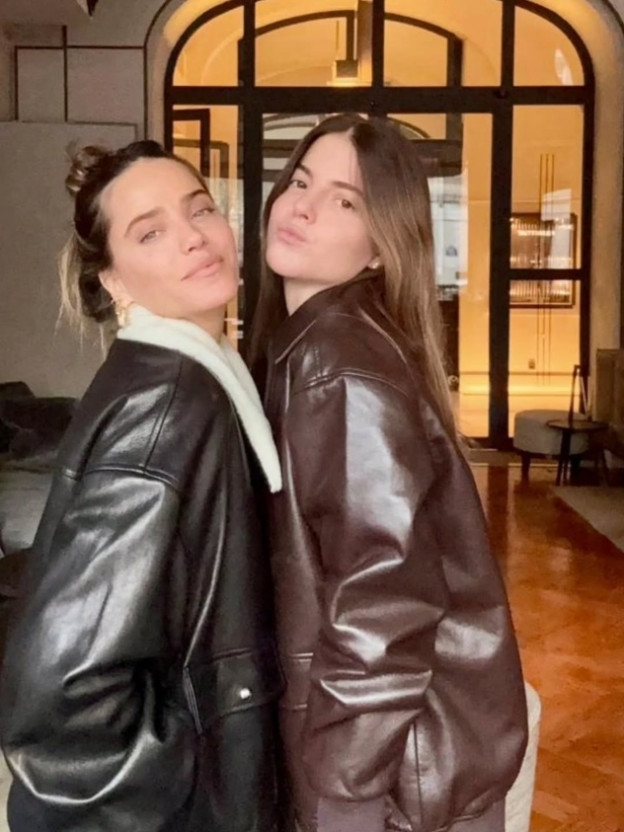 הביאו איתן מבחר מעילים (צילום: Rotem Sela אינסטגרם)