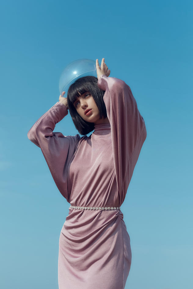 סטיילינג: חנה. שמלה: זארה, חגורה: גולי יד שנייה (צילום: לימור צל גוזלן)