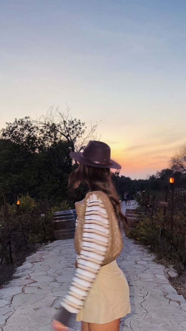 היום עוד לא נגמר (צילום: אינסטגרם, agam__buhbut)