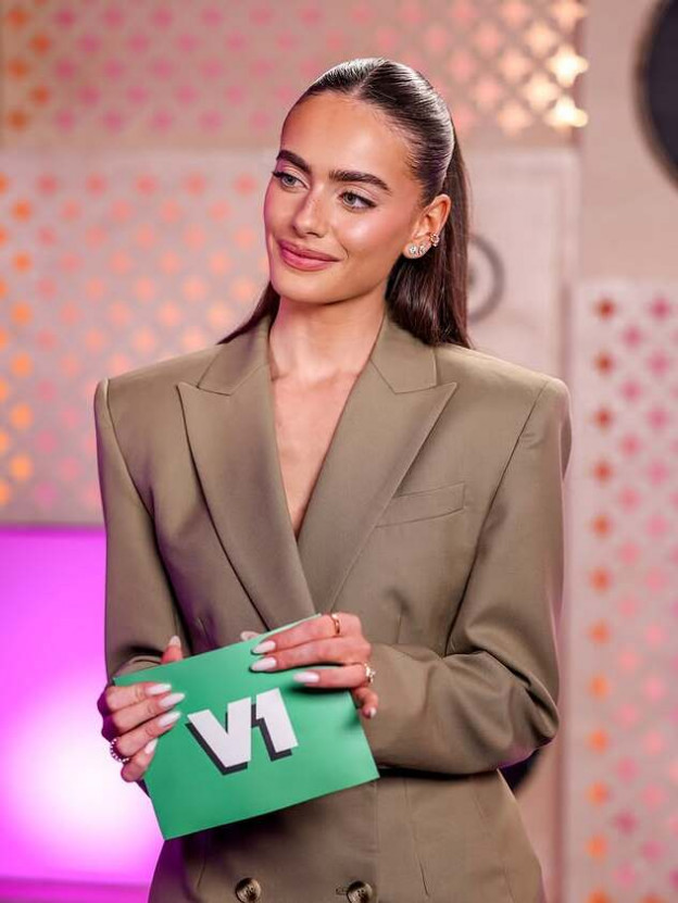 מתאים לה בול מנחה (צילום: Yael Shelbia אינסטגרם)