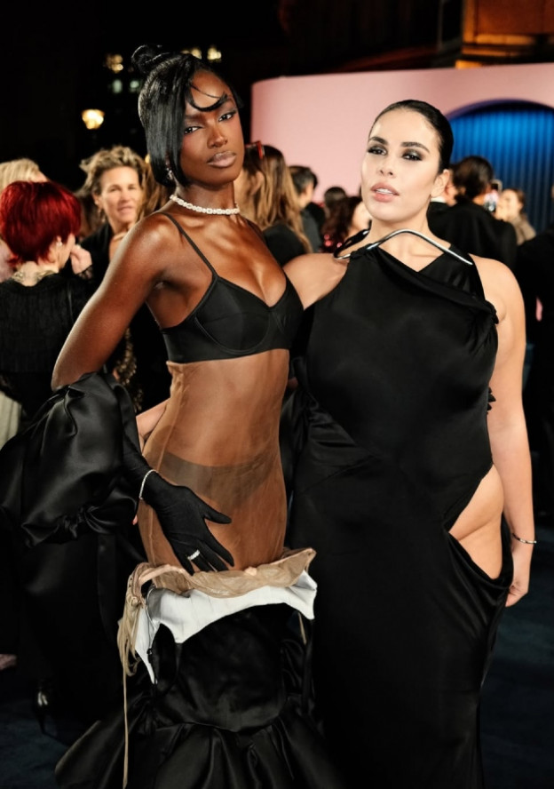 שתיים מהמתלבשות הטובות של הערב (צילום: אינסטגרם, shayzanco)