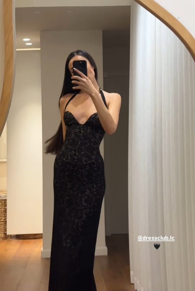 בדרך לחתונה עוצרים לסלפי מראה (צילום: אינסטגרם, taliaovadia1)