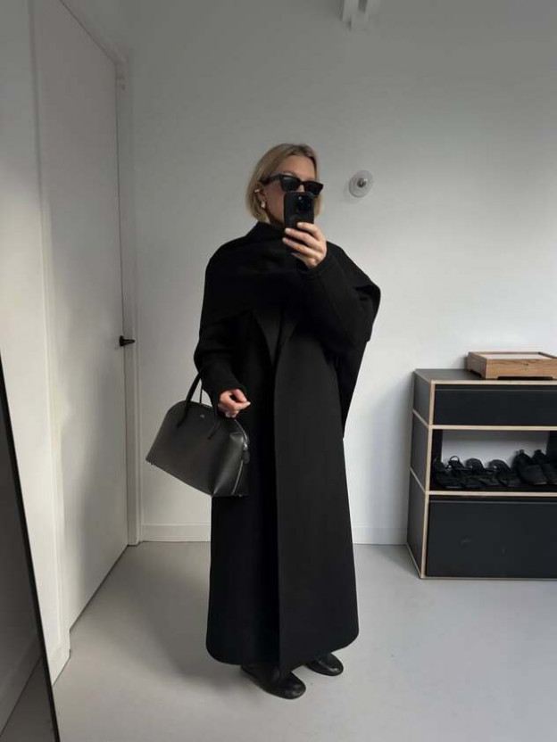 ככה בול בא לנו ללבוש היום (צילום: A L M A D A L A B E L אינסטגרם)