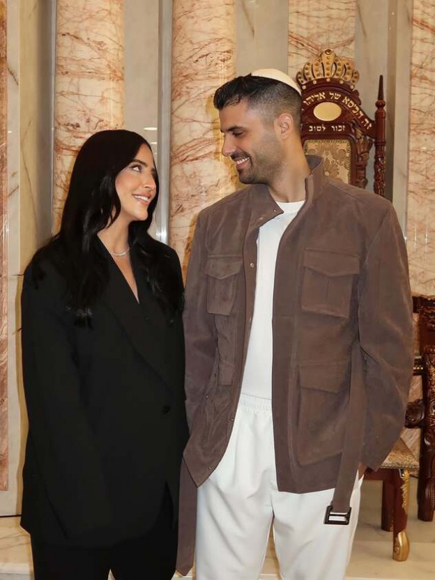 אין מה לומר חליפה זה לוק מושלם לברית  (צילום: Bar Noa Cohen - בר נעה כהן אינסטגרם)