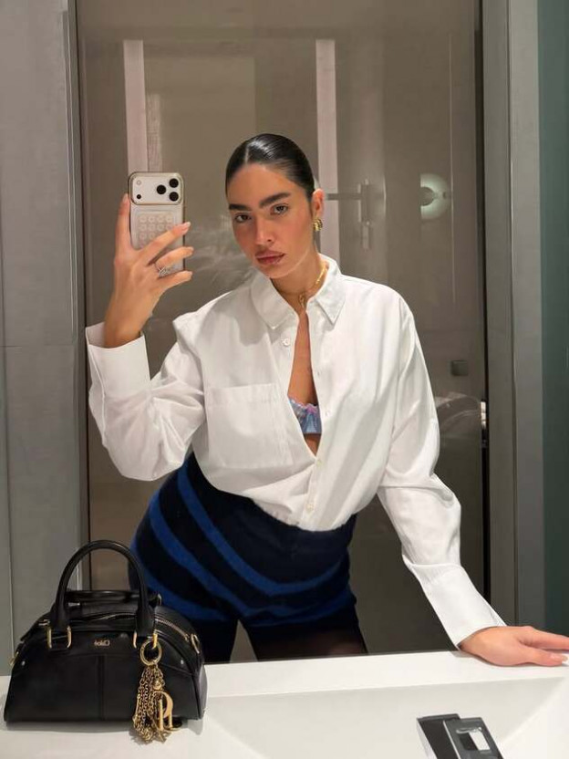 בסוף הכי יפה זה חולצה לבנה מכופתרת  (צילום: SAPIR AVISROR אינסטגרם)