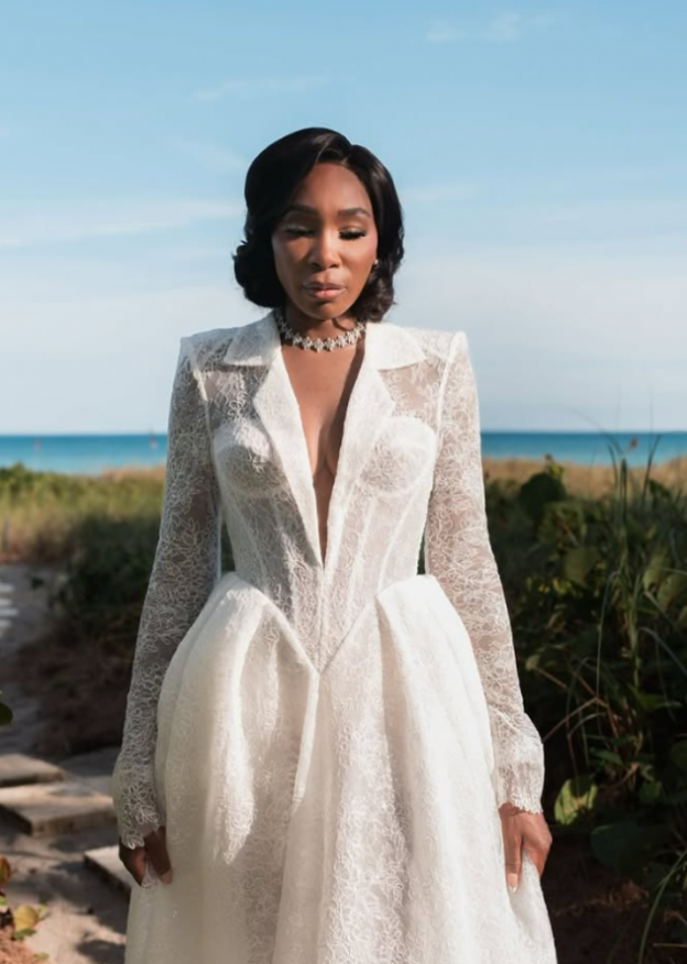 ונוס ויליאמס לובשת נטלי ומיטל ארביב (צילום: Vogue Weddings אינסטגרם)