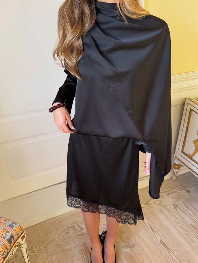 שווה לחפש בחנויות (צילום: אינסטגרם, benediktethoustrup)