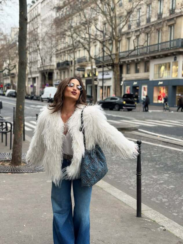 פריז תמיד גורמת לחיוכים (צילום: Daniel greenberg אינסטגרם)