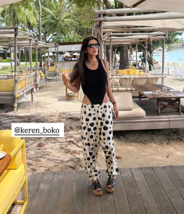 עינב בובליל עושה את הטרנד המכנסיים הנופלים בתאילנד (צילום: Einav Booblil | עינב בובליל אינסטגרם)