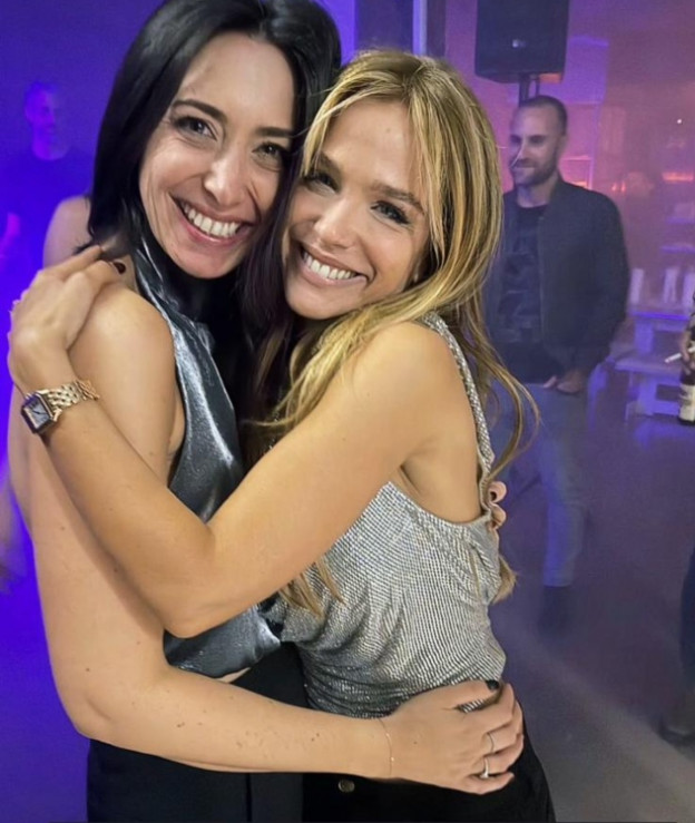 כל מה שצריך זה טופ בלינג בלינג  (צילום: Agam Rudberg Krubiner אינסטגרם)