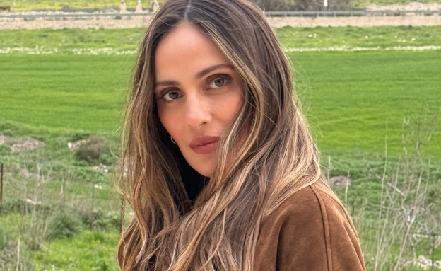 כאילו שהיינו צריכות עוד שכנוע: מלי לוי מציגה את הז'קט הכי מבוקש של זארה ...