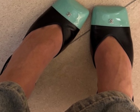 כולן מתחרפנות מהנעליים האלה, והן מסמנות טרנד חדש ויפהפה